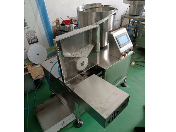 電蚊香液芯桿組裝機主動插棒機